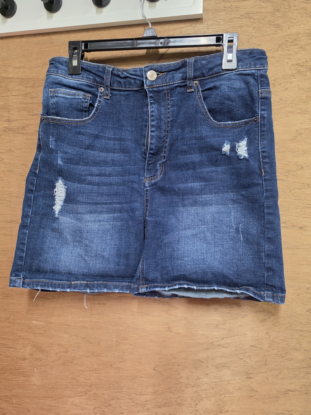 Risen Distressed Denim Shorts 1XL